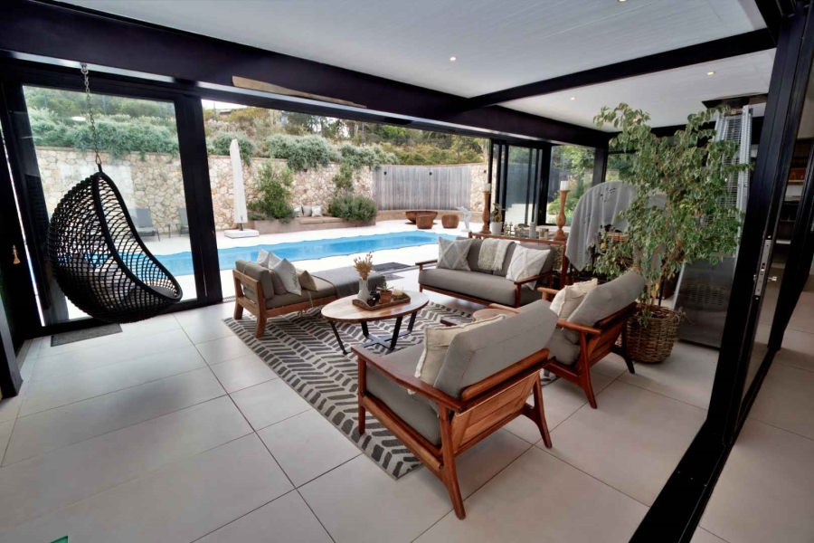 4 Bedroom Property for Sale in Stilbaai Wes Western Cape